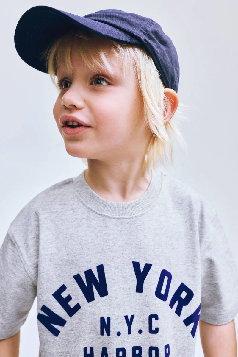 اتش اند ام تي-شيرت مزخرف